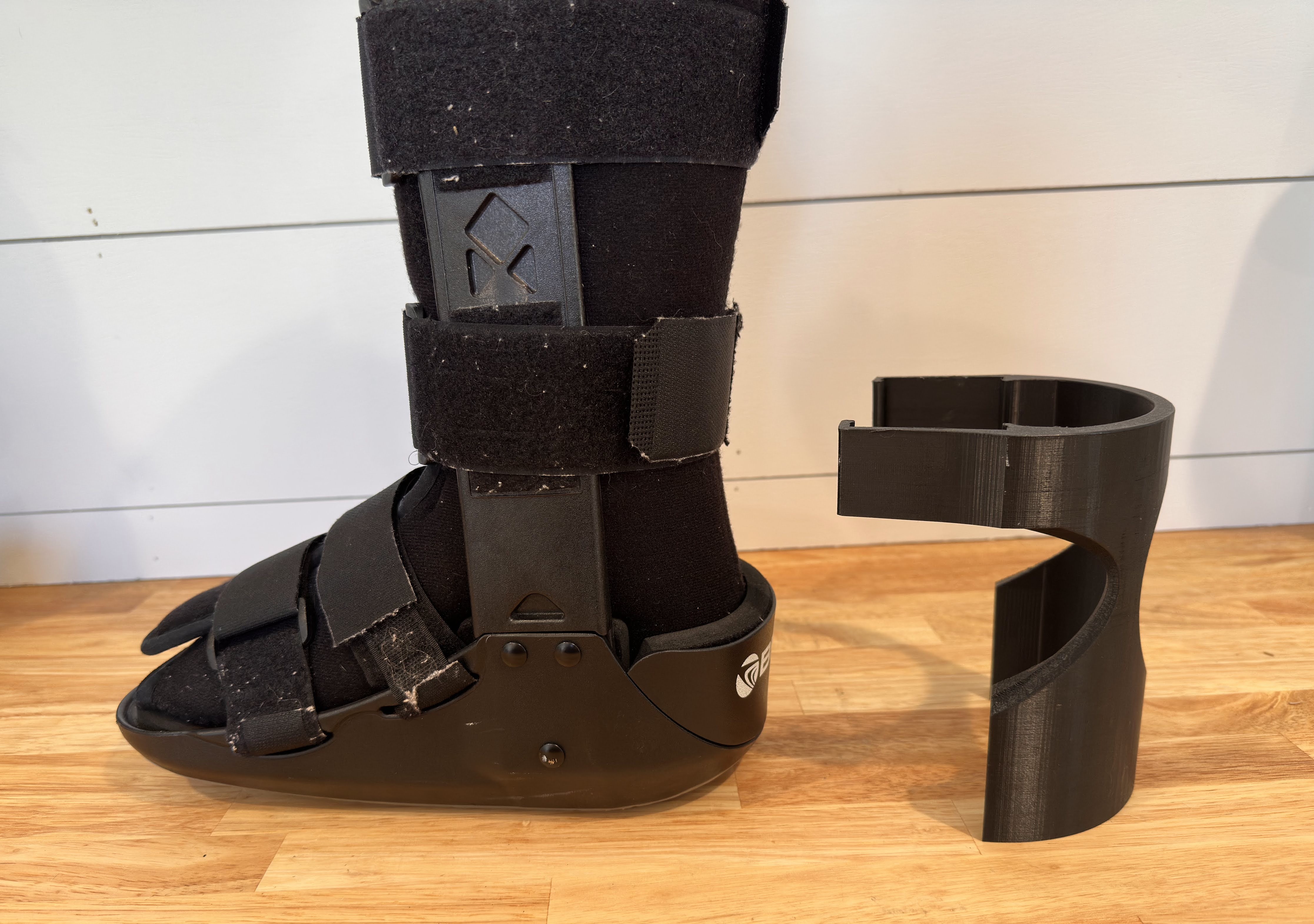 Walking Boot heal guard mechanical solution bracket